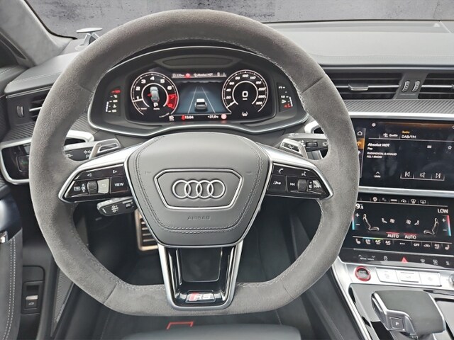 Image about Audi RS 6 Avant performance quattro tiptronic