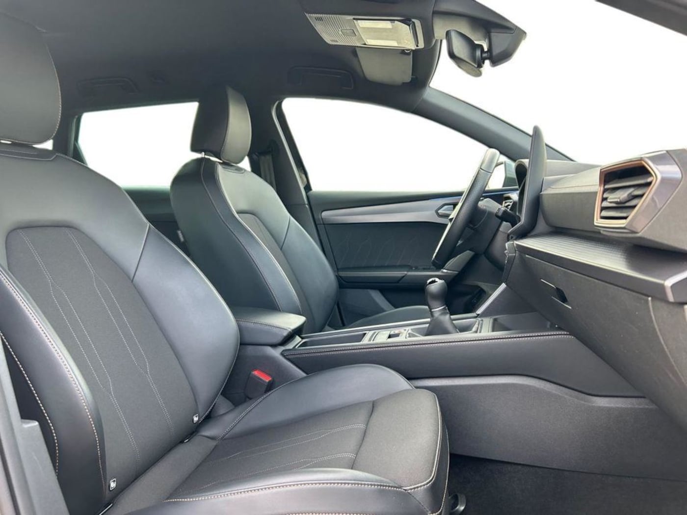 CUPRA Leon Sportstourer 1.5 TSI 110 kW (150 CV) — photo 5