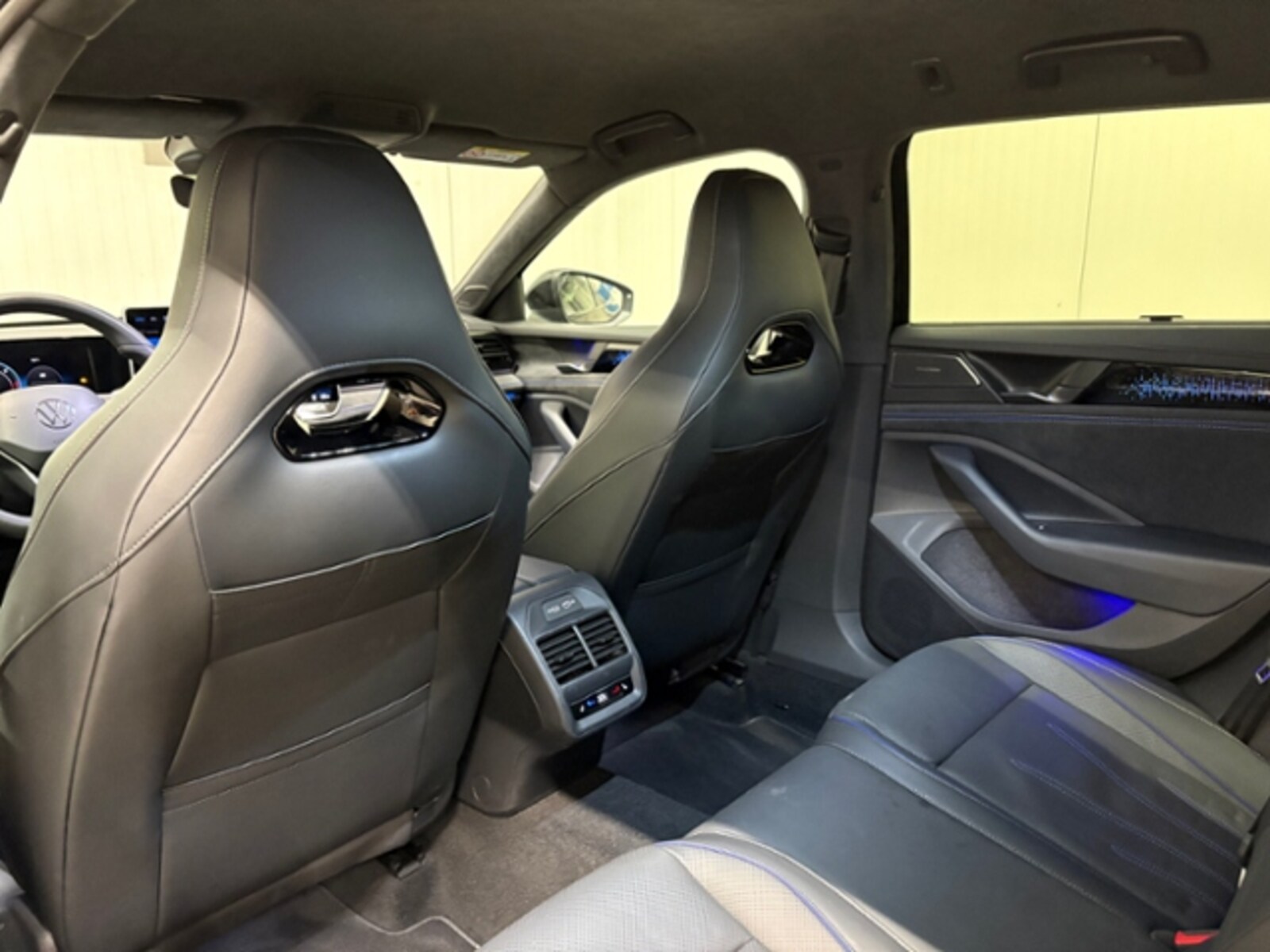 Volkswagen Passat – Bild 21