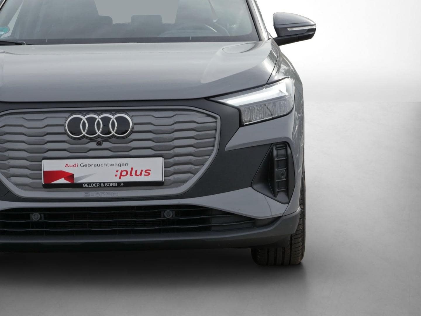 Bild über Audi Q4 e-tron 40 e-tron - für weitere Informationen kontaktieren Sie den Audi Partner