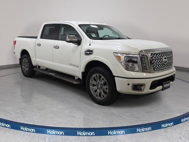 2017 Nissan Titan