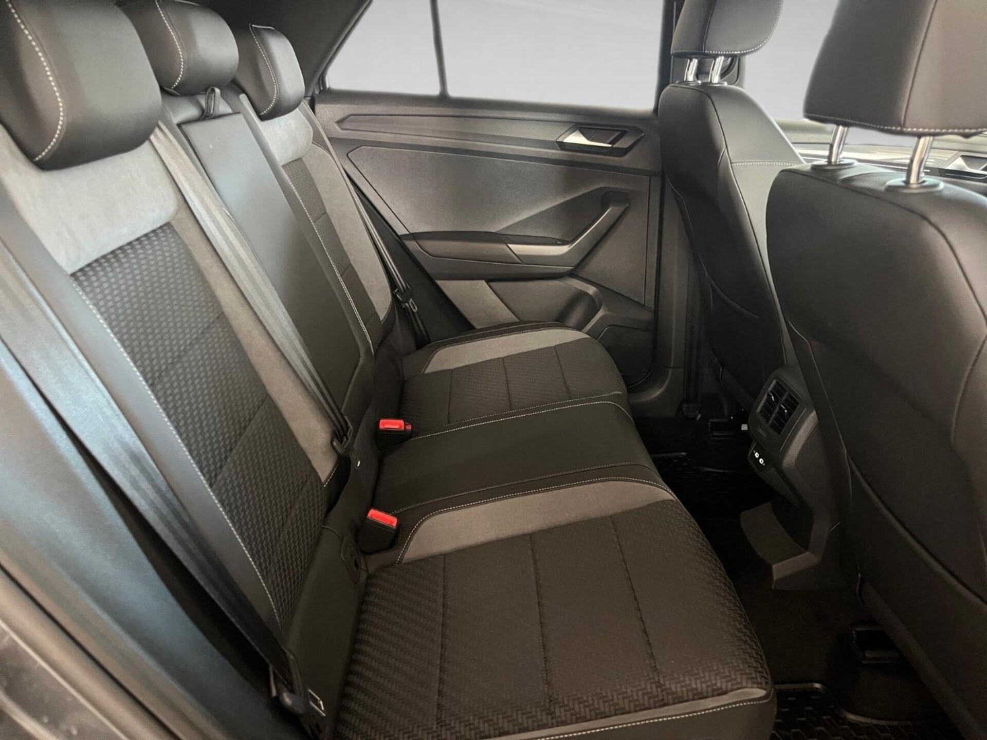 Volkswagen T-Roc Sport
