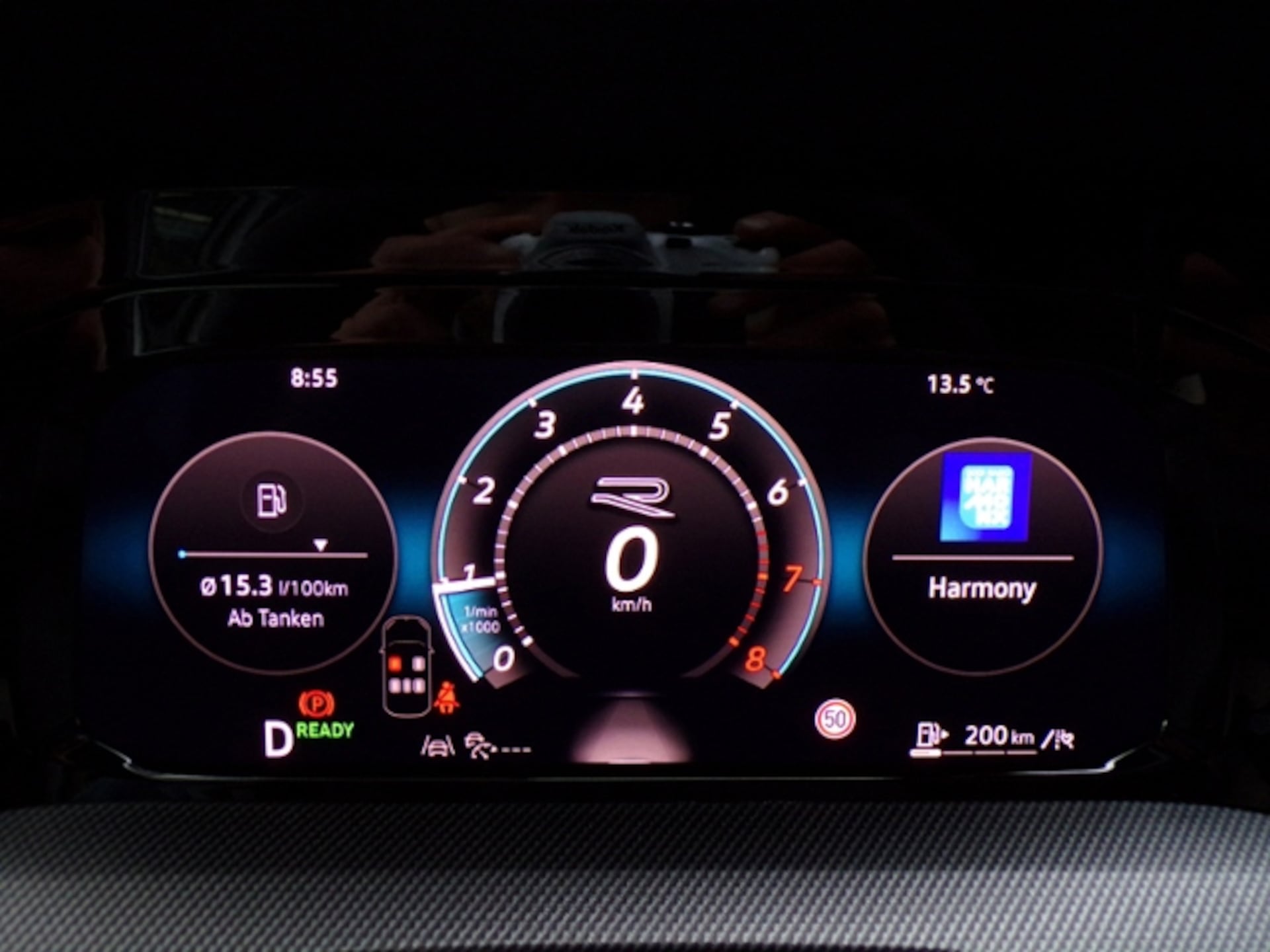 Volkswagen Golf R-Line