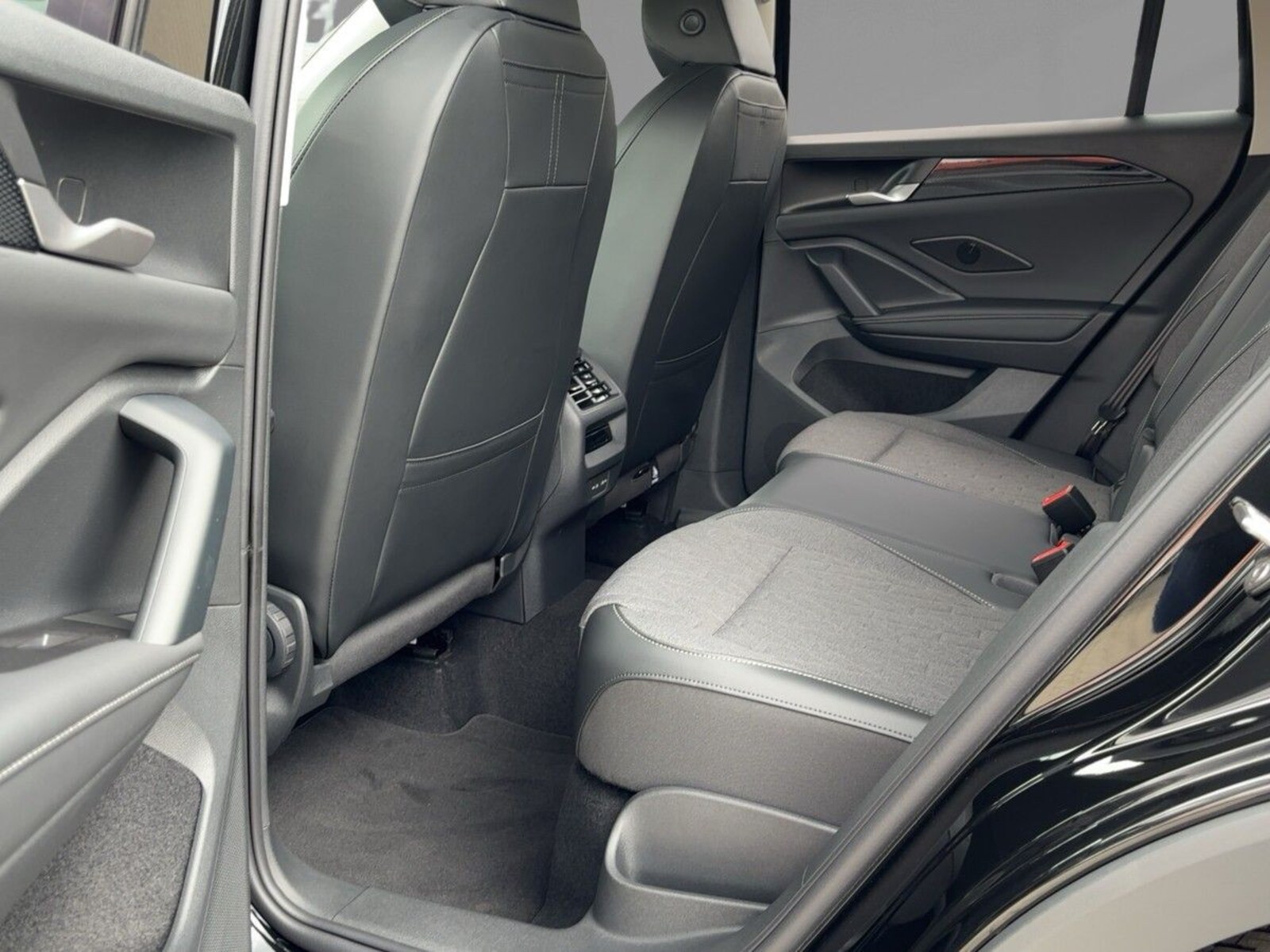 Volkswagen Tiguan – Bild 6
