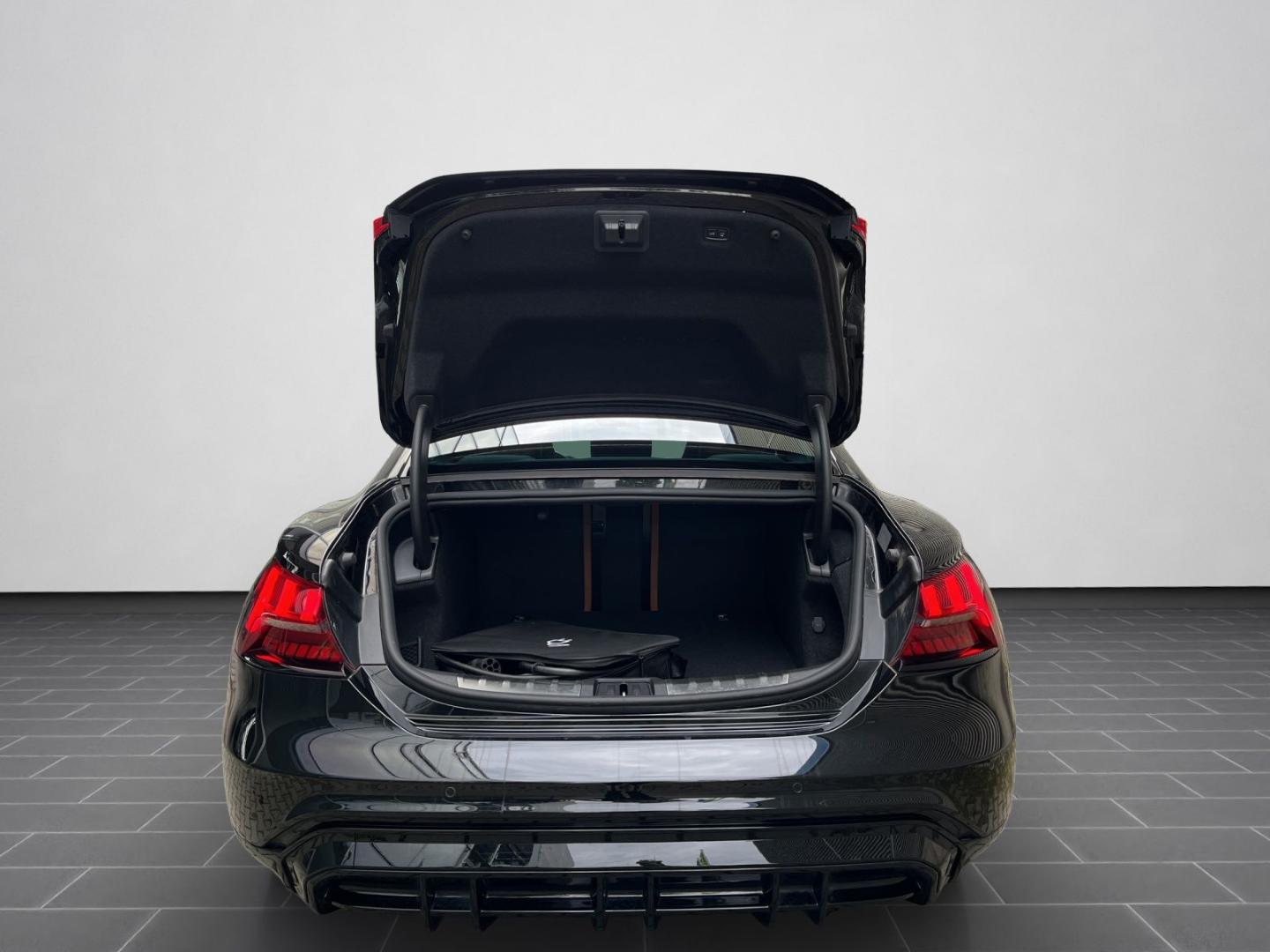 Image about Audi e-tron GT e-tron quattro