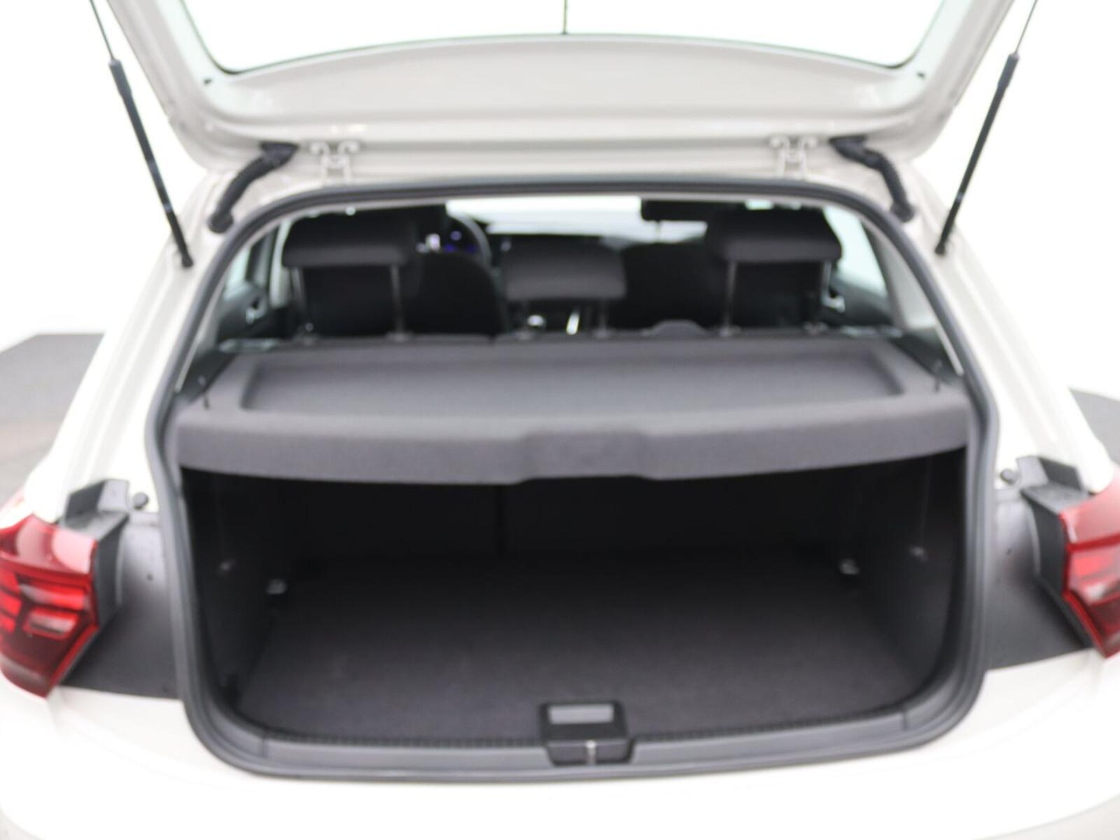 Volkswagen Polo – Bild 9
