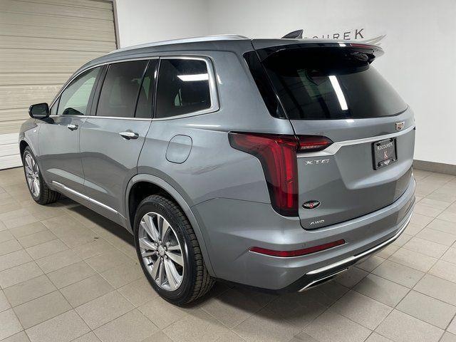2022 Cadillac XT6