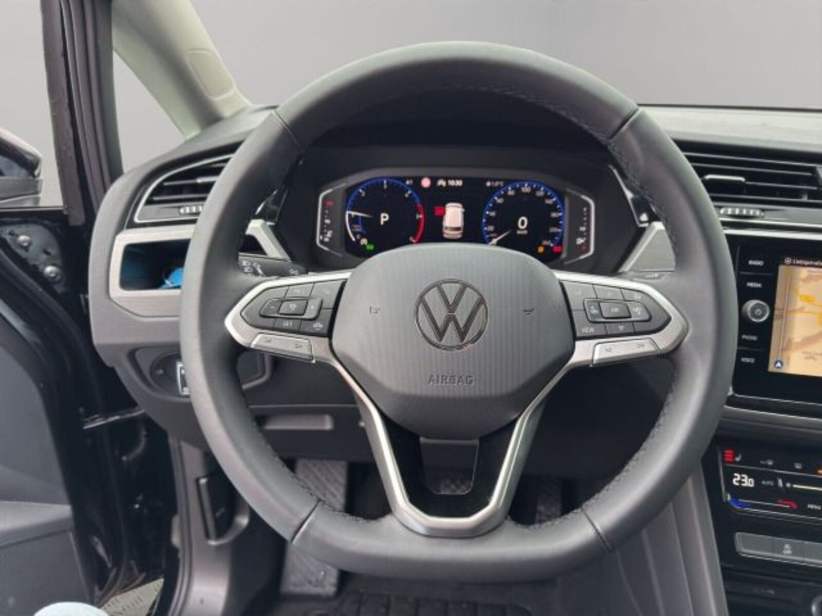 Volkswagen Touran – Bild 10