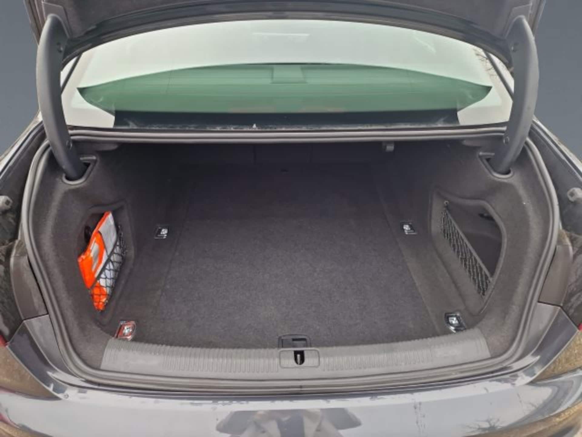Audi A4 Limousine Advanced