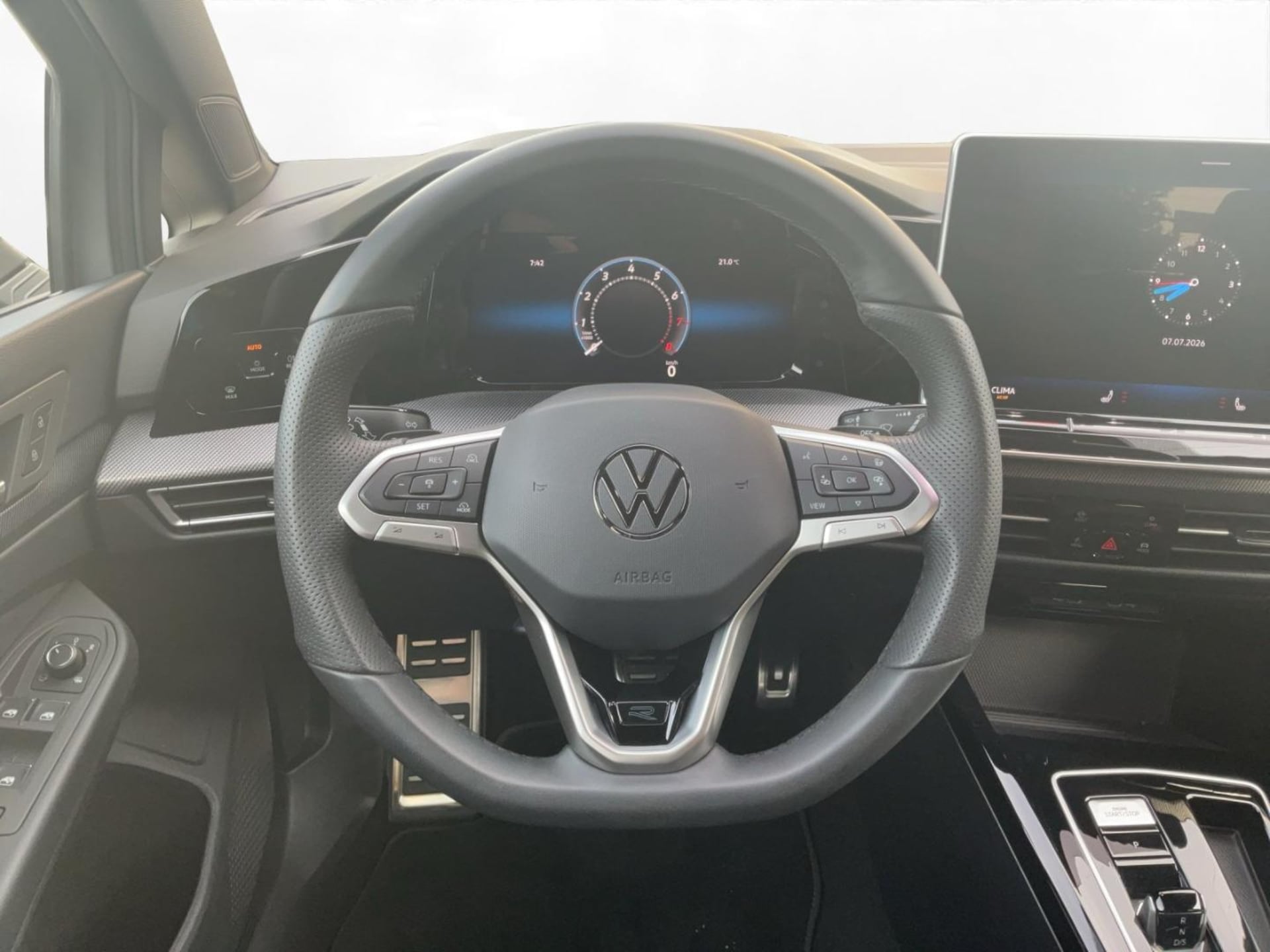 Volkswagen Golf R-Line