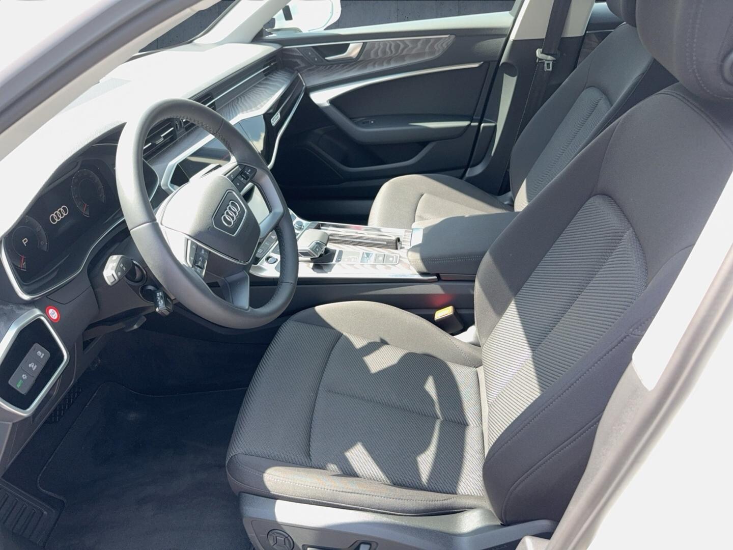 Bild über Audi A6 Avant 50 TDI quattro tiptronic - für weitere Informationen kontaktieren Sie den Audi Partner