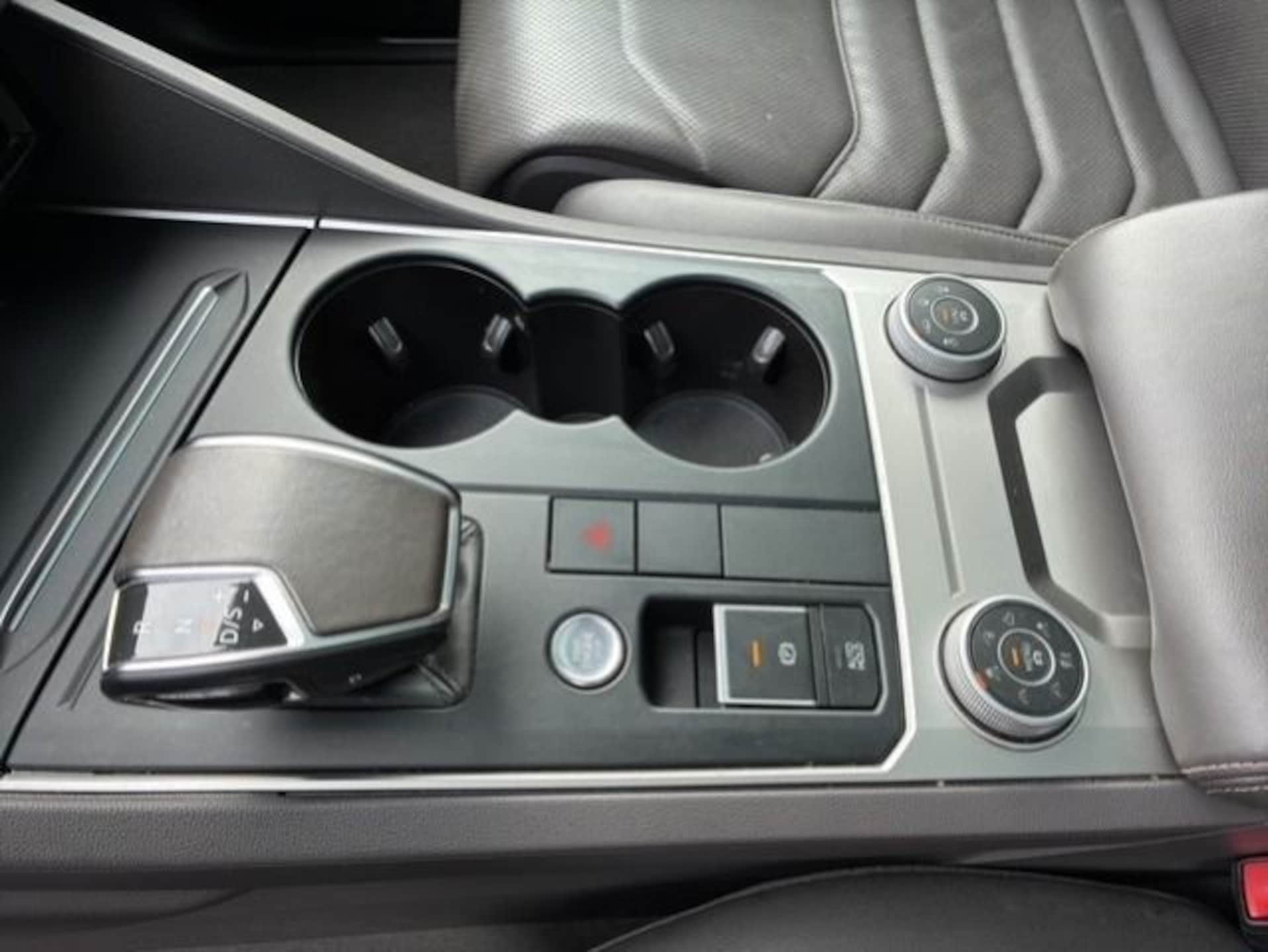 Volkswagen Touareg Basis-Modell