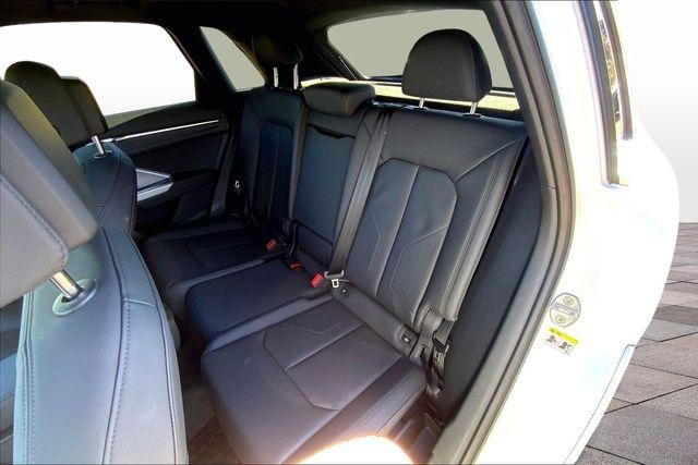 2023 Audi Q3 Premium - Photo 18