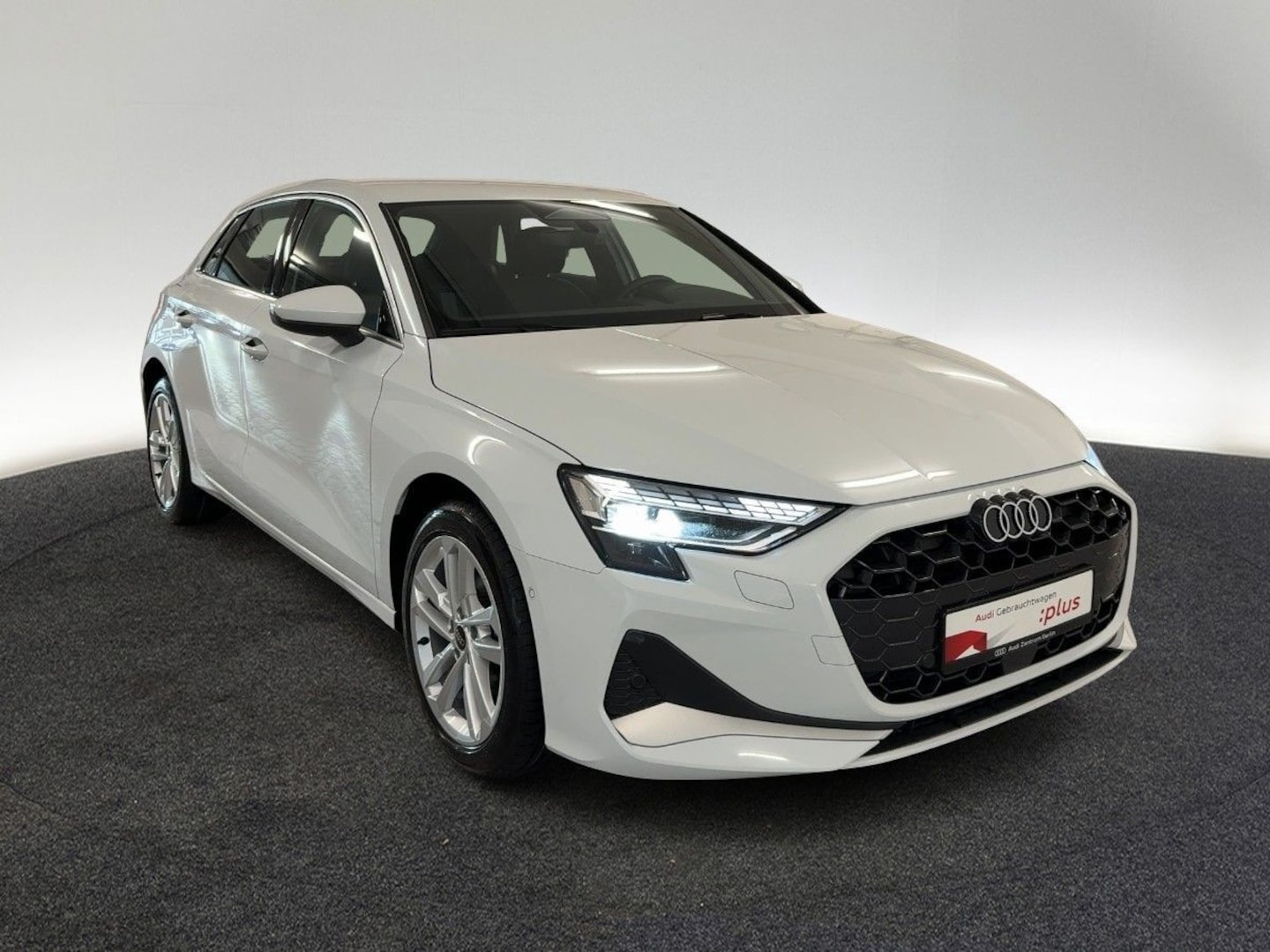 Bild über Audi A3 Sportback TDI S tronic - für weitere Informationen kontaktieren Sie den Audi Partner