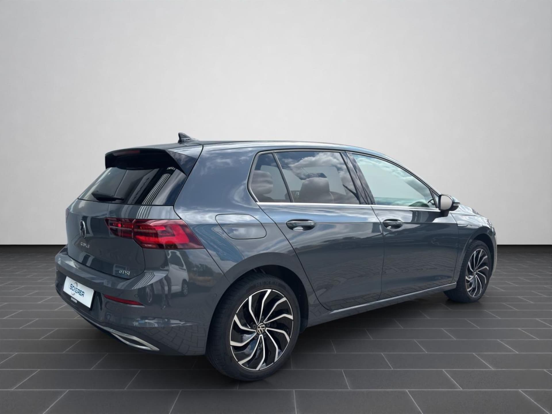 Volkswagen Golf Style