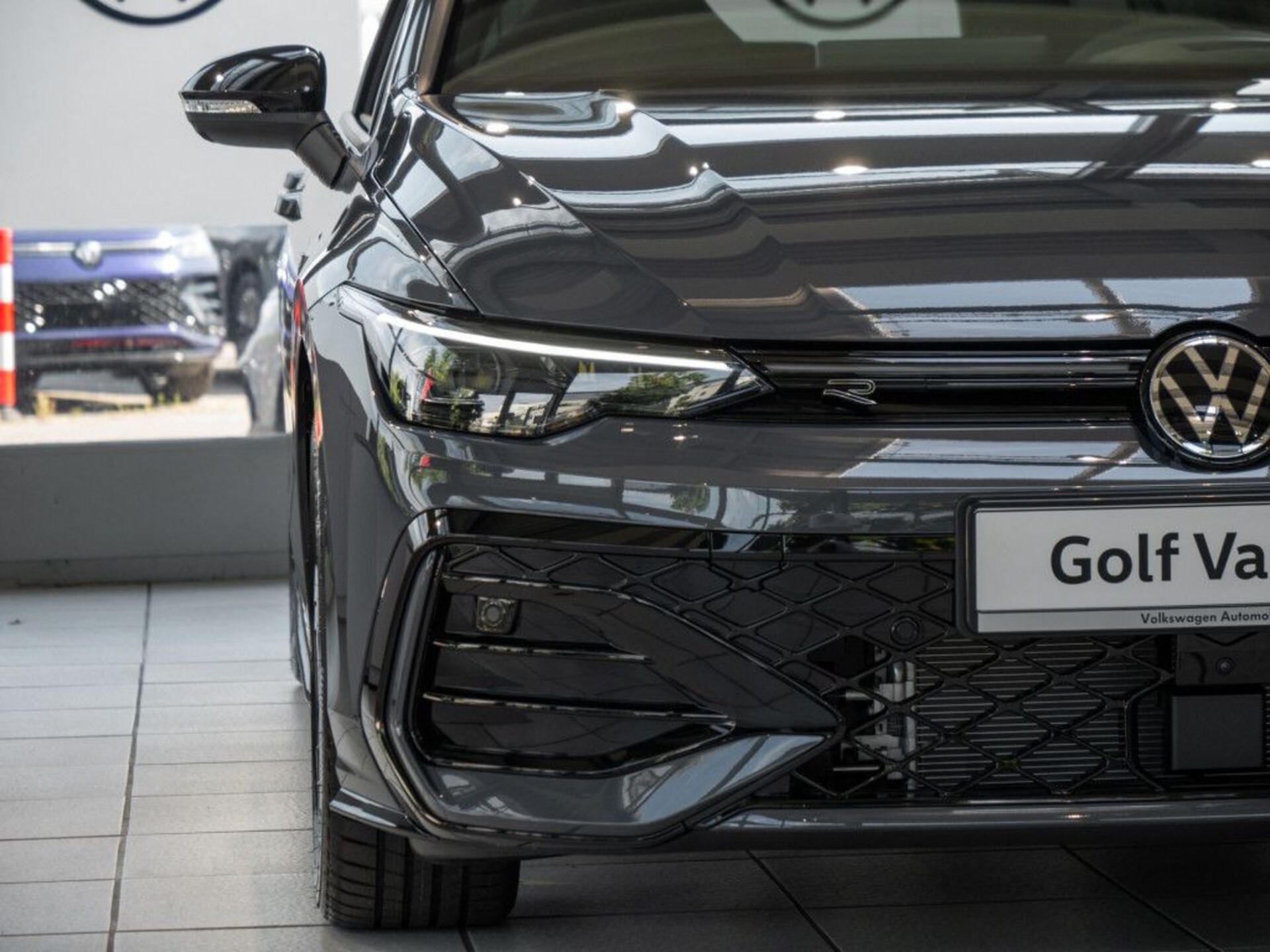 Volkswagen Golf Variant R-Line