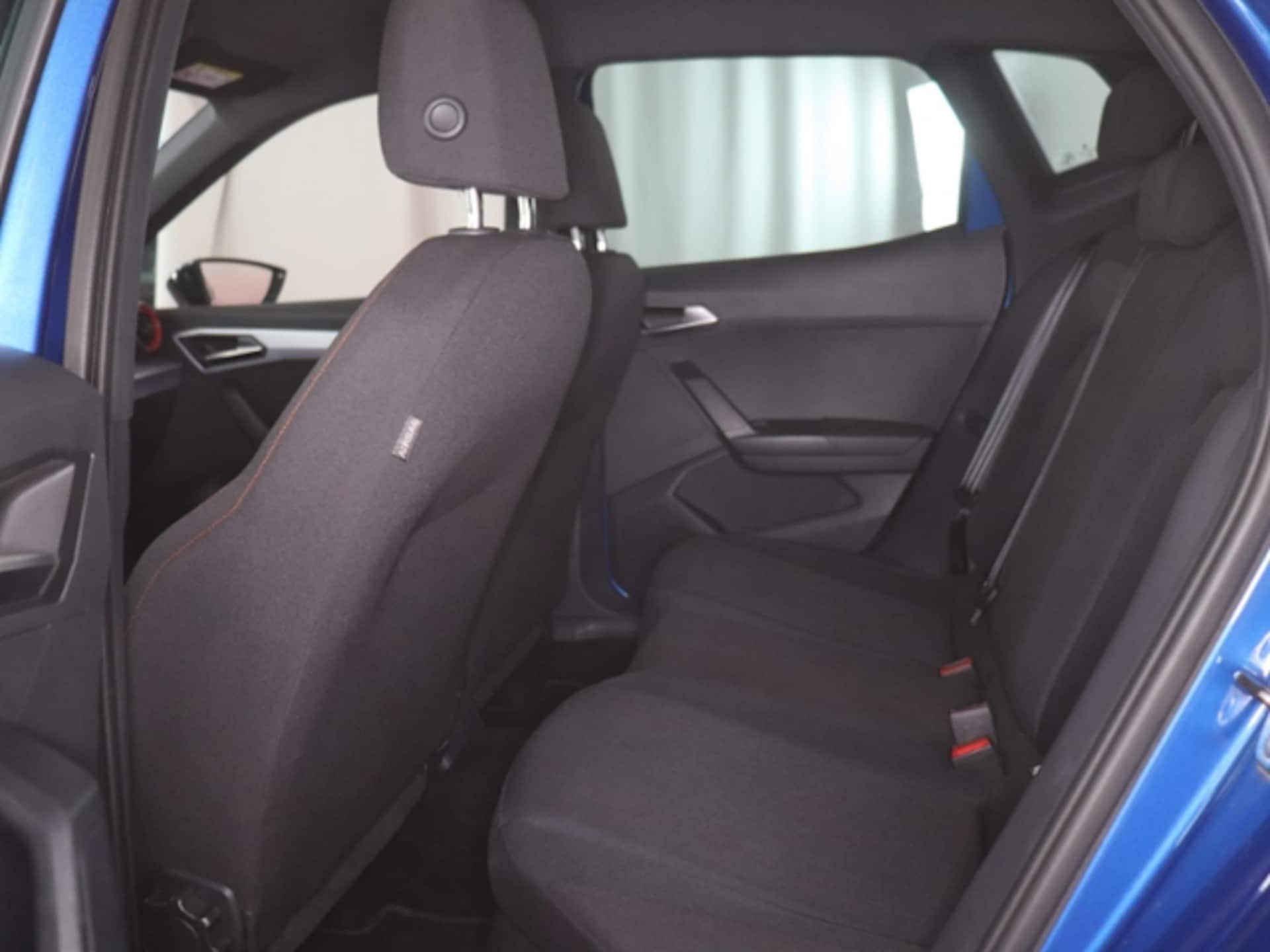 SEAT Arona FR