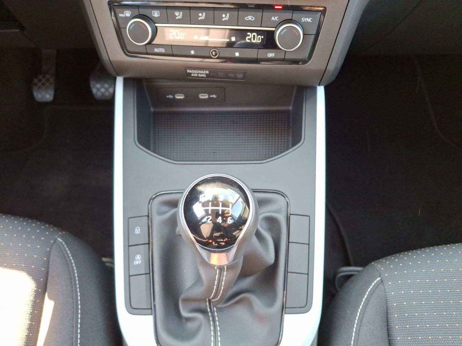 SEAT Arona – Bild 14