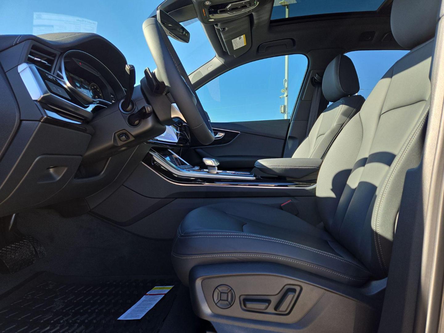 2026 Audi Q7 Premium - Photo 16