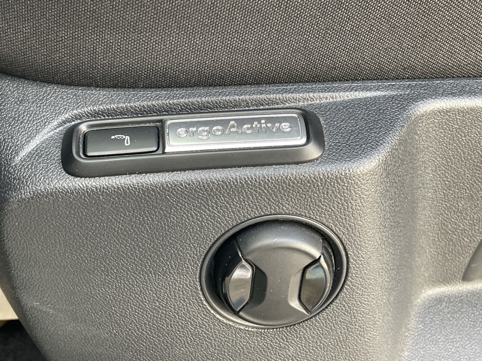 Volkswagen T-Roc – Bild 11