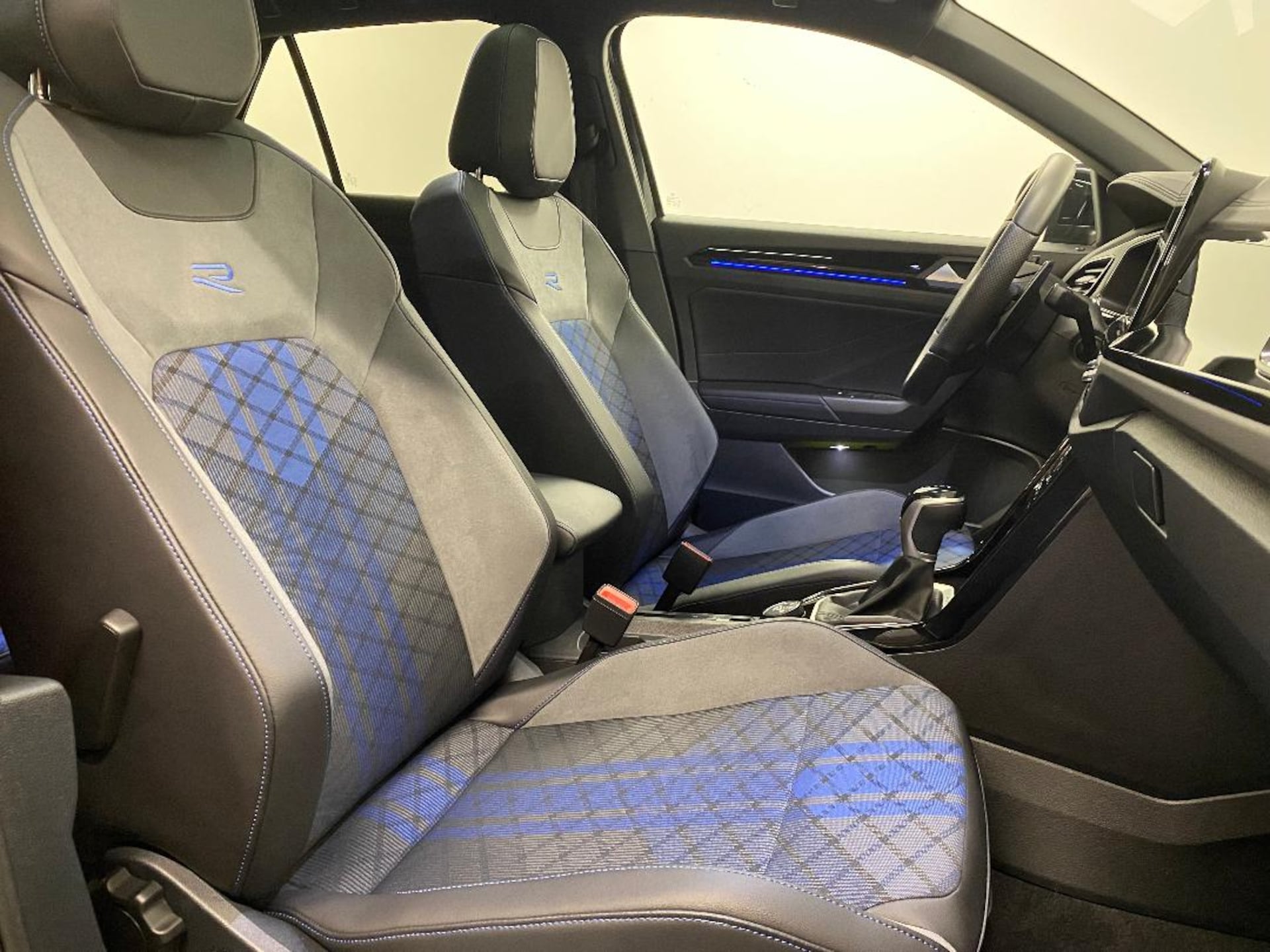 Volkswagen T-Roc R