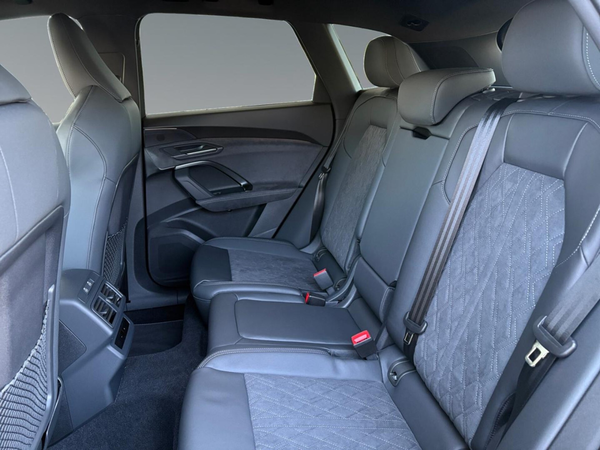 Audi Q5 SUV e-hybrid