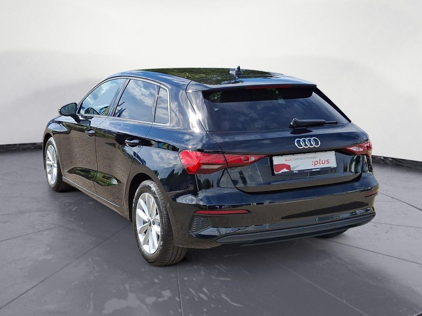 Bild über Audi A3 Sportback 30 TDI S tronic - für weitere Informationen kontaktieren Sie den Audi Partner