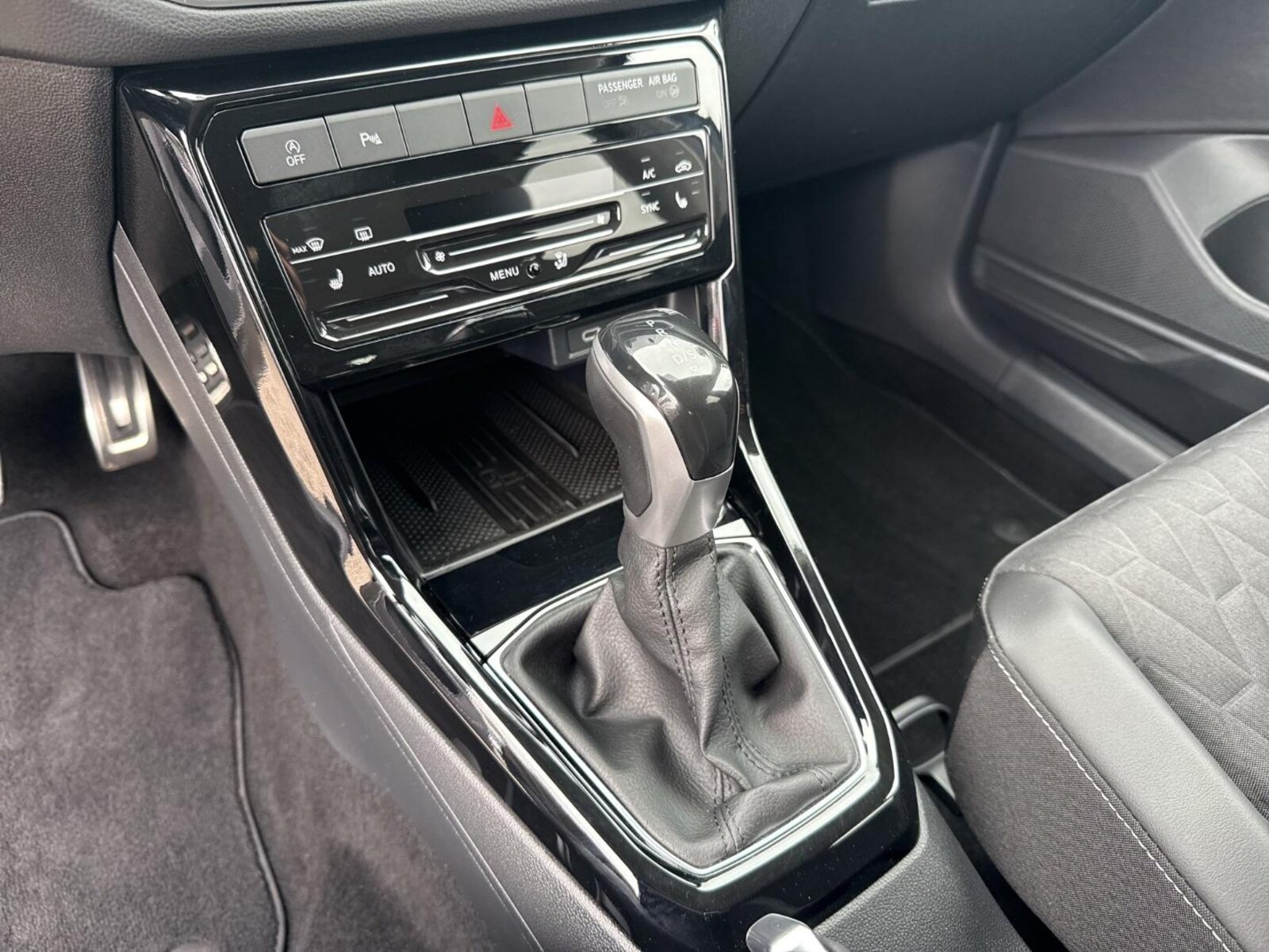 Volkswagen T-Cross – Bild 10