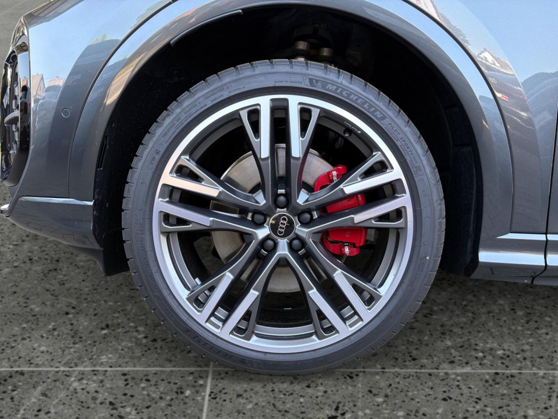 Audi Q5 SUV e-hybrid