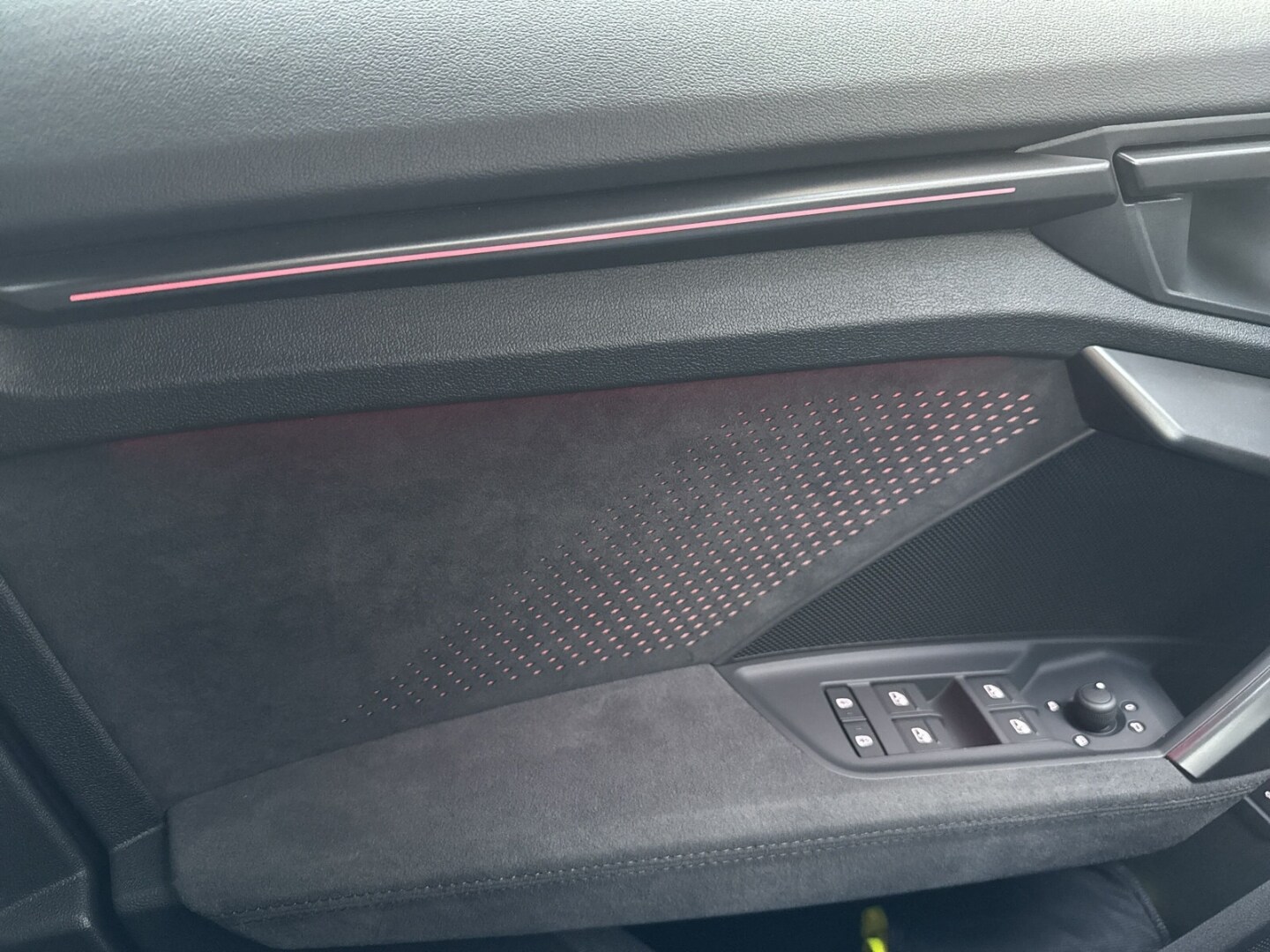 Image about Audi RS 3 Sportback TFSI quattro S tronic