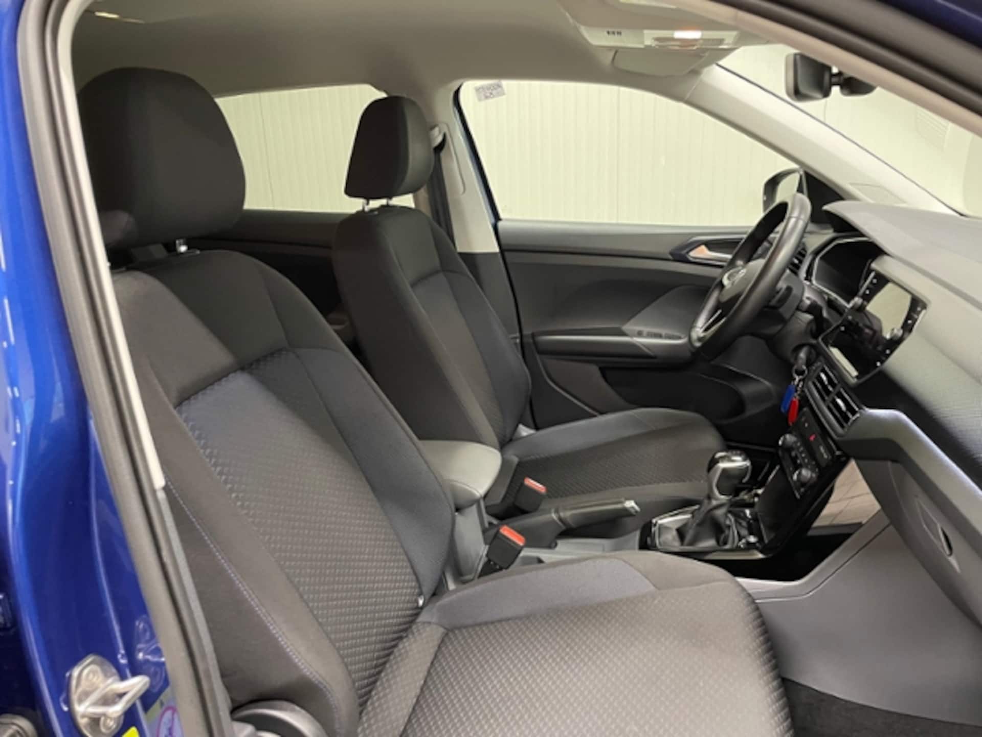 Volkswagen T-Cross United