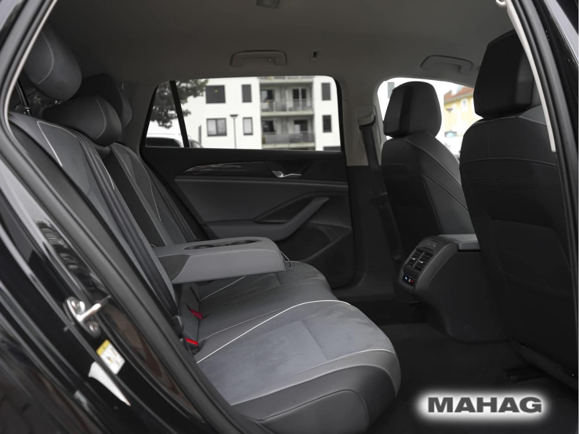 Volkswagen Passat Business