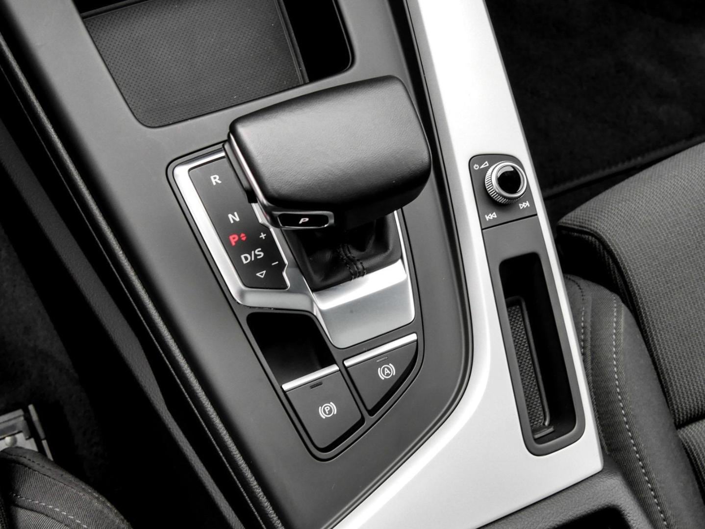 Bild über Audi A4 allroad quattro 45 TFSI quattro S tronic - für weitere Informationen kontaktieren Sie den Audi Partner