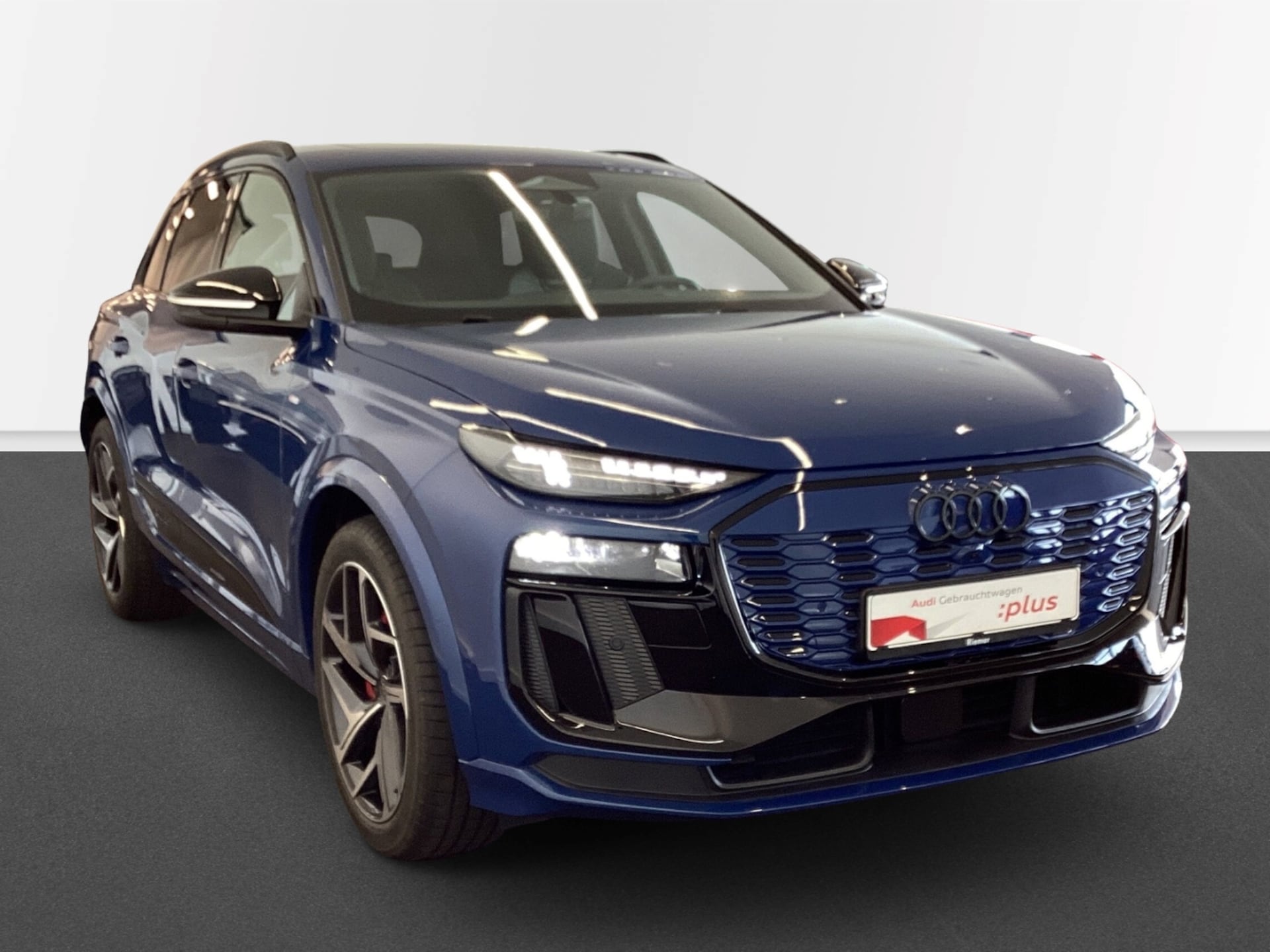 Audi Q6 SUV e-tron