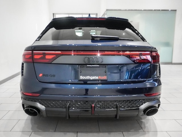 2026 Audi RS Q8 SUV performance