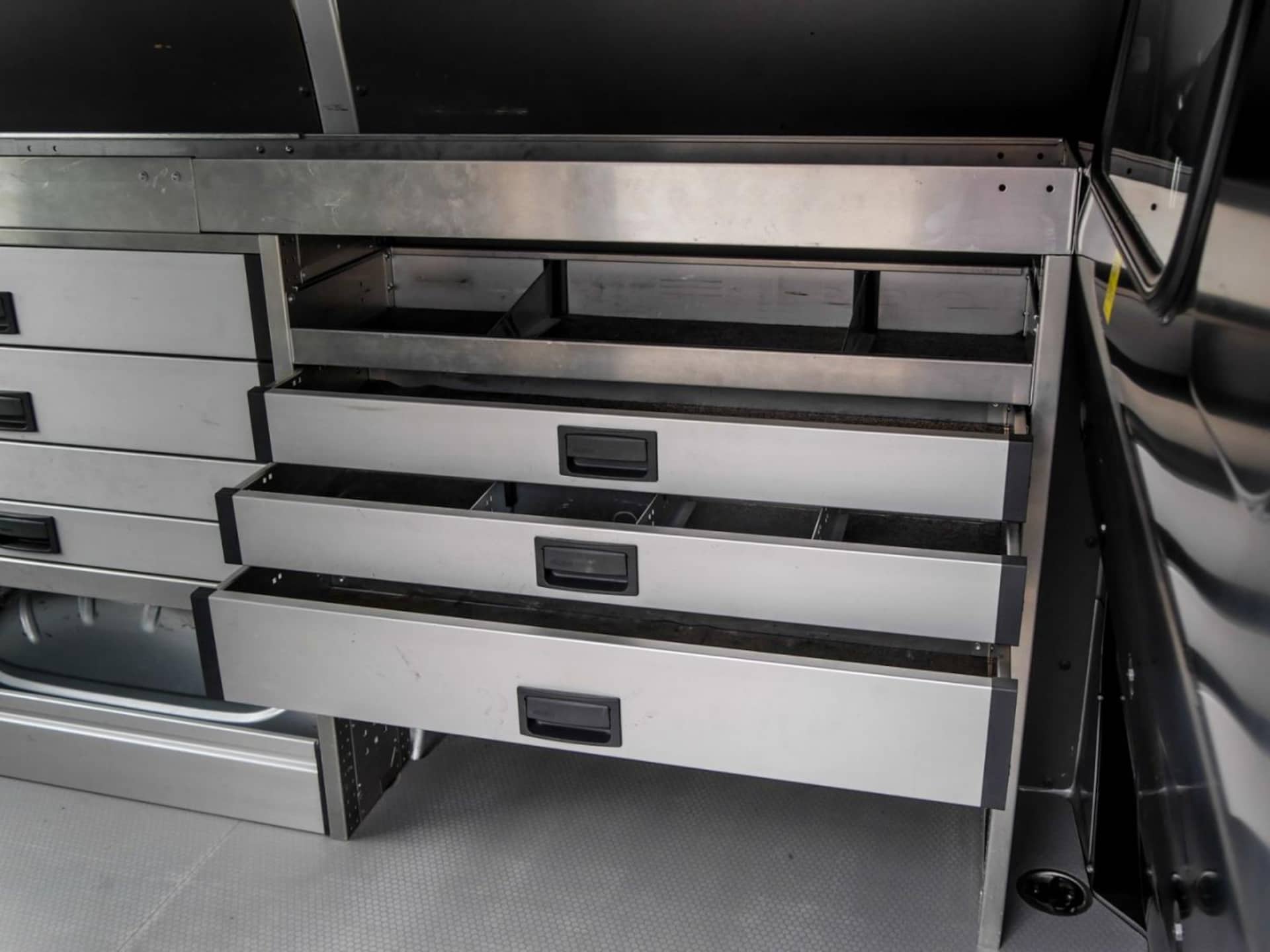Volkswagen T6.1 Transporter Kasten kurzer Radstand