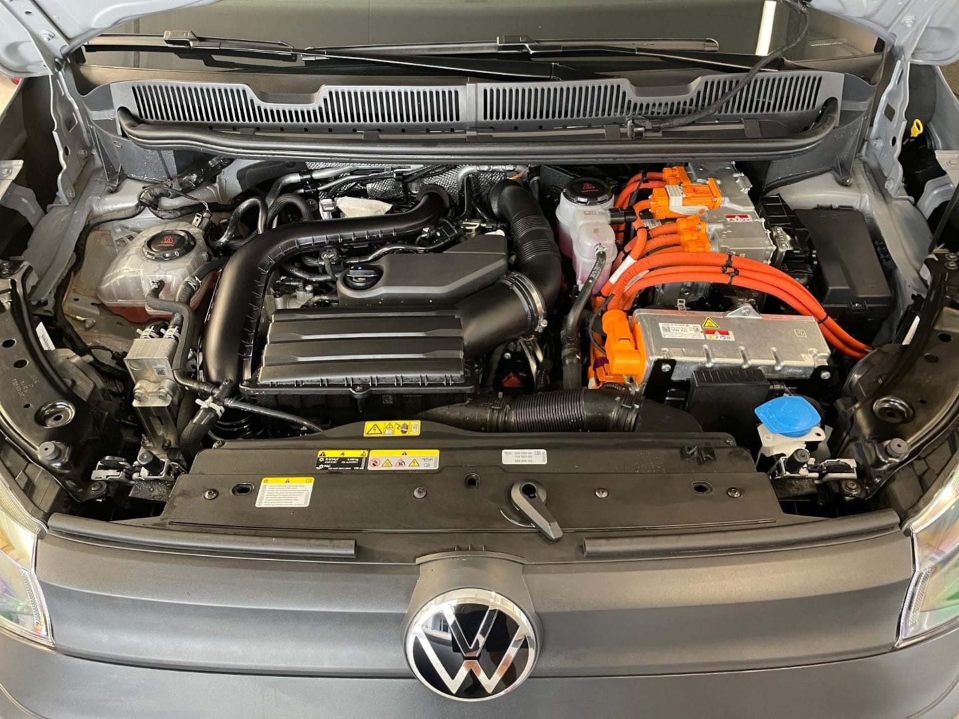 Volkswagen Caddy Basis-Modell