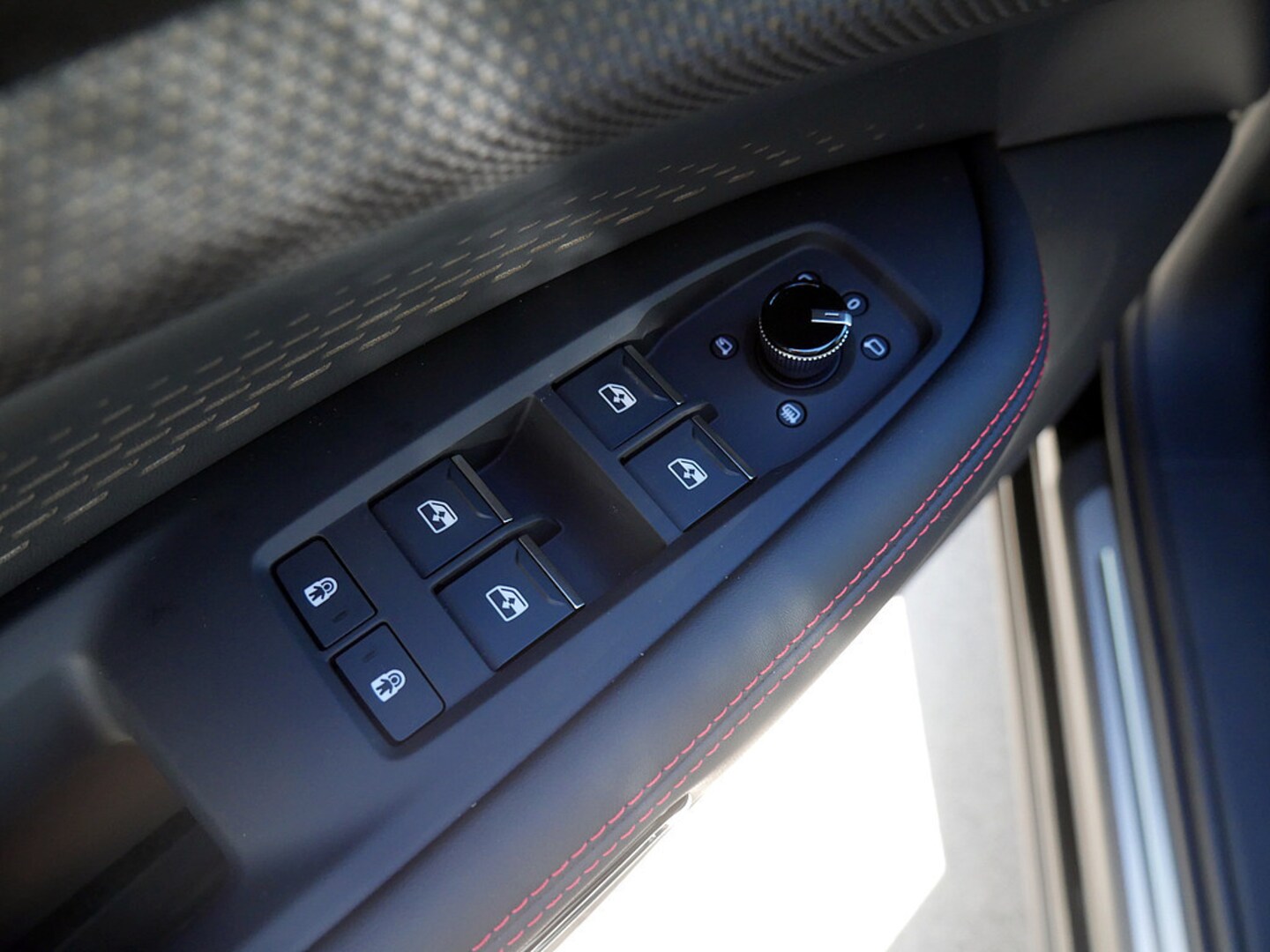 Bild über Audi Q7 SUV TDI quattro 220 kW tiptronic - für weitere Informationen kontaktieren Sie den Audi Partner