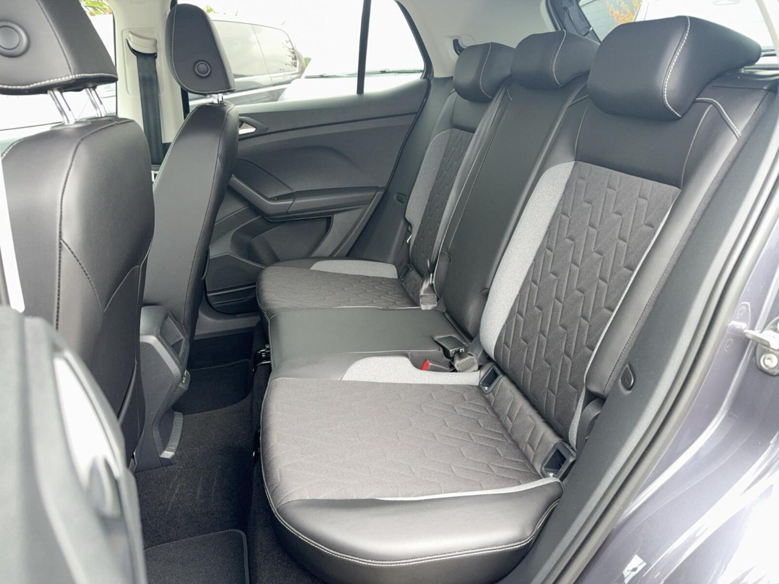Volkswagen T-Cross – Bild 13