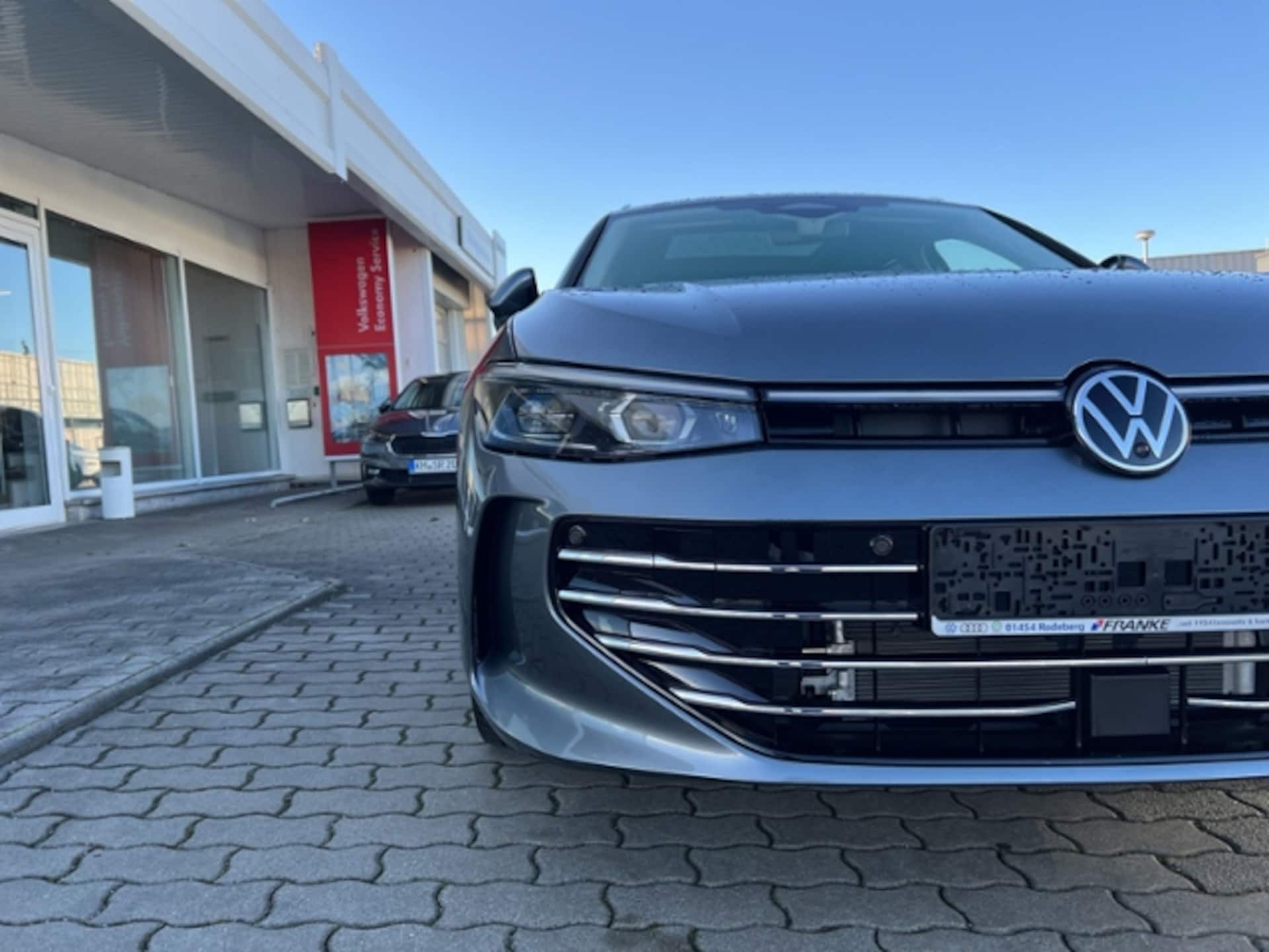 Volkswagen Passat Elegance