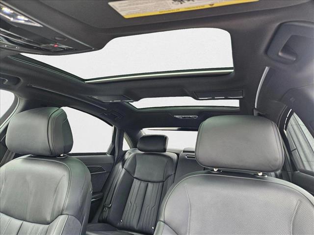 2025 Audi A8 Base - Photo 14