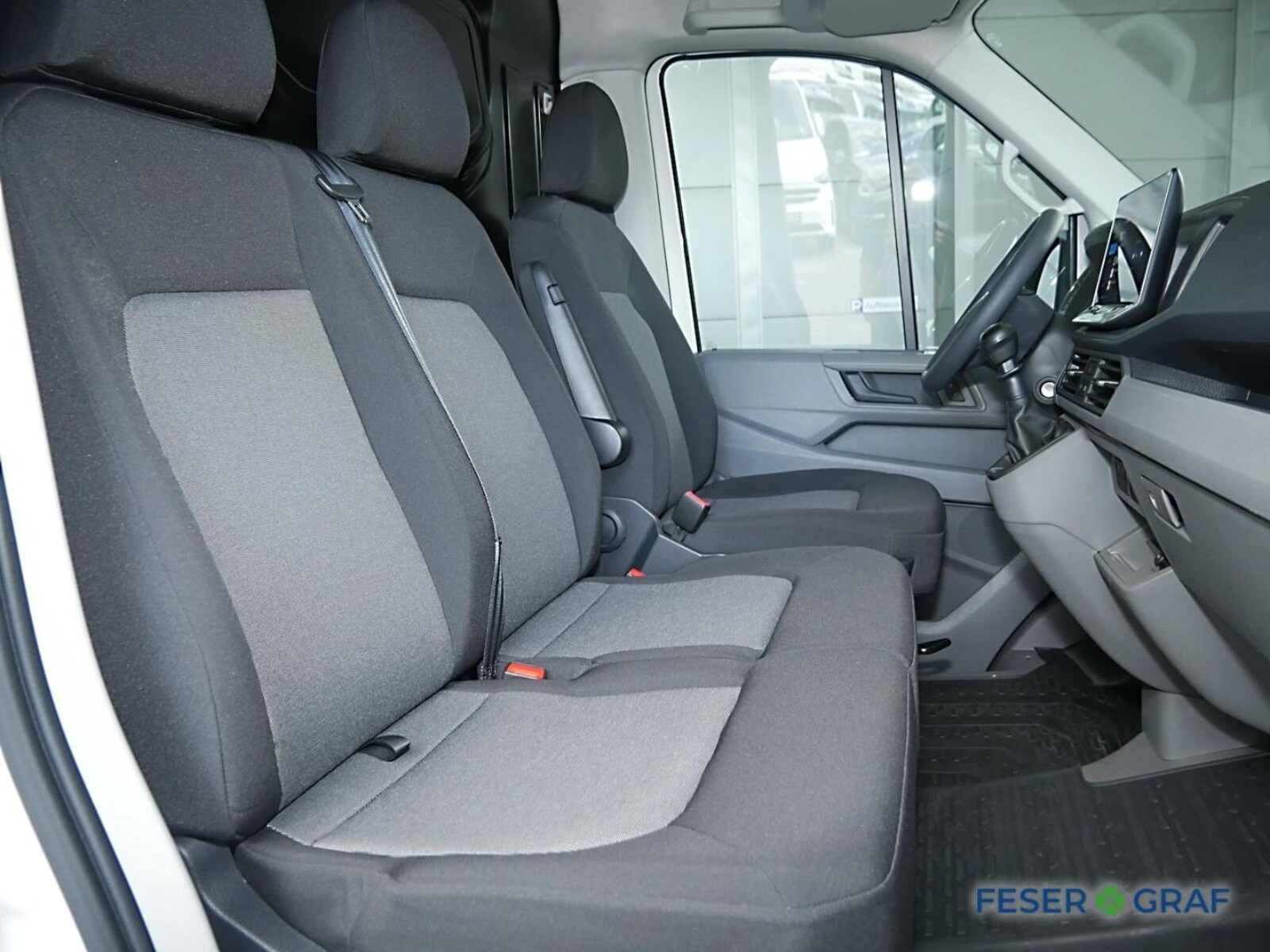 Volkswagen Crafter Kasten mittlerer Radstand – Bild 5