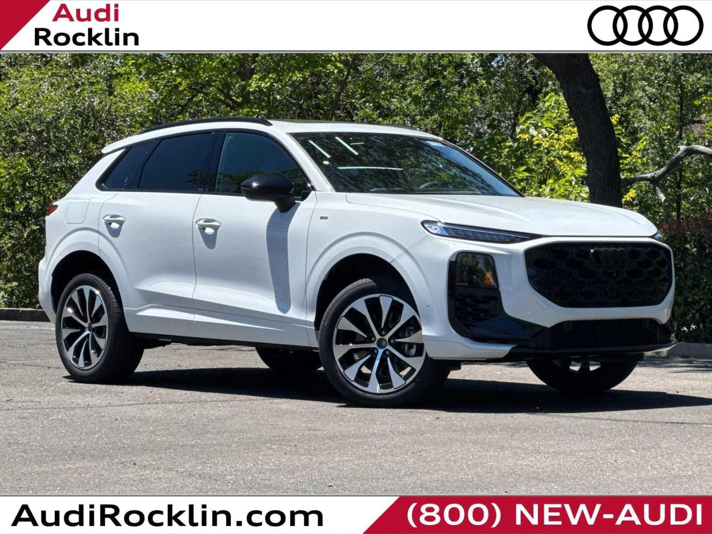 2026 Audi Q3 S line quattro's photo