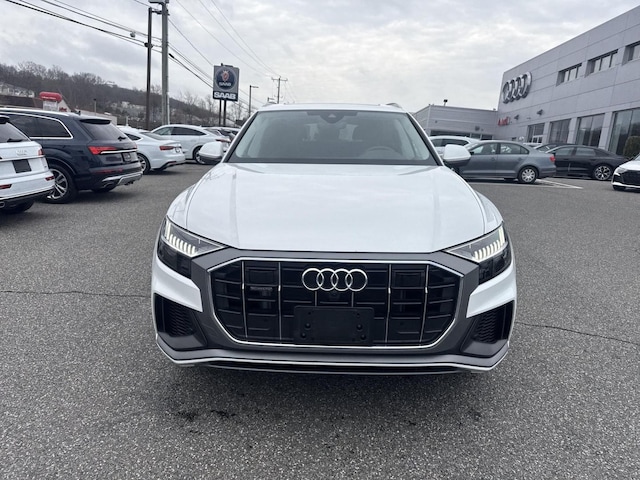 2023 Audi Q8