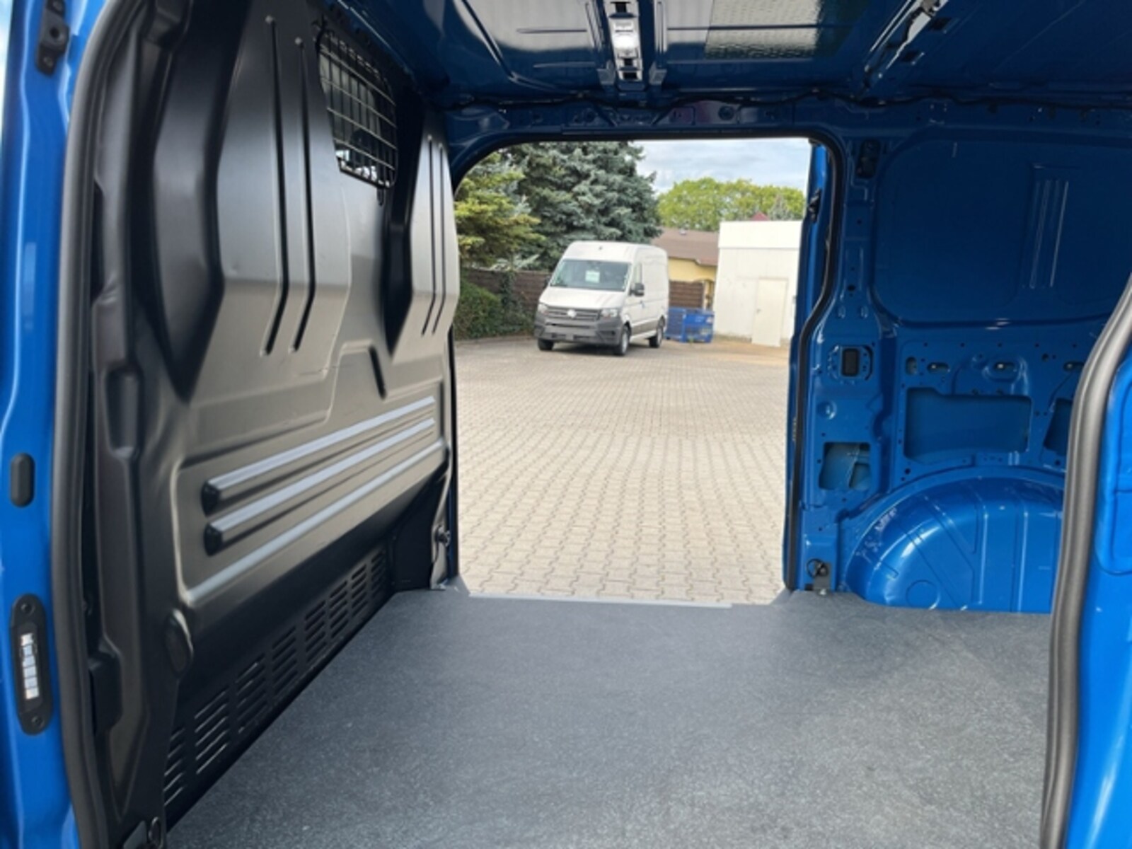 Volkswagen Transporter Kasten kurzer Radstand – Bild 19