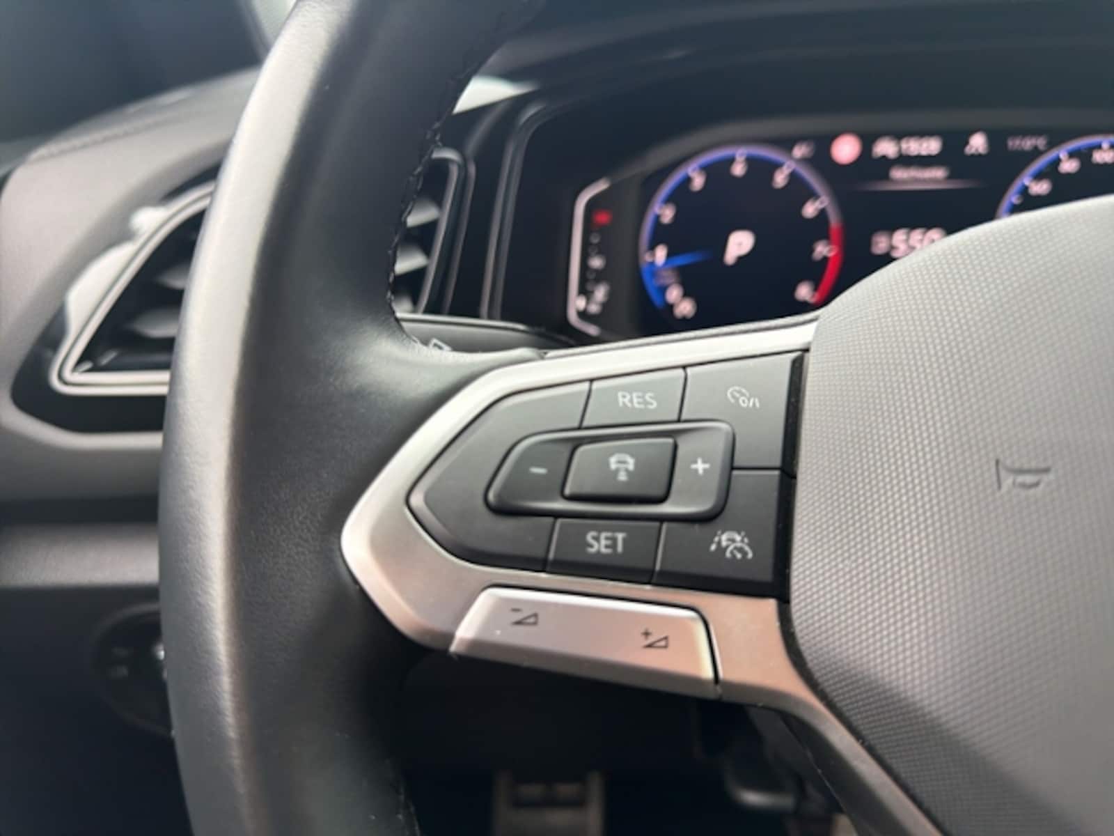 Volkswagen T-Roc – Bild 13