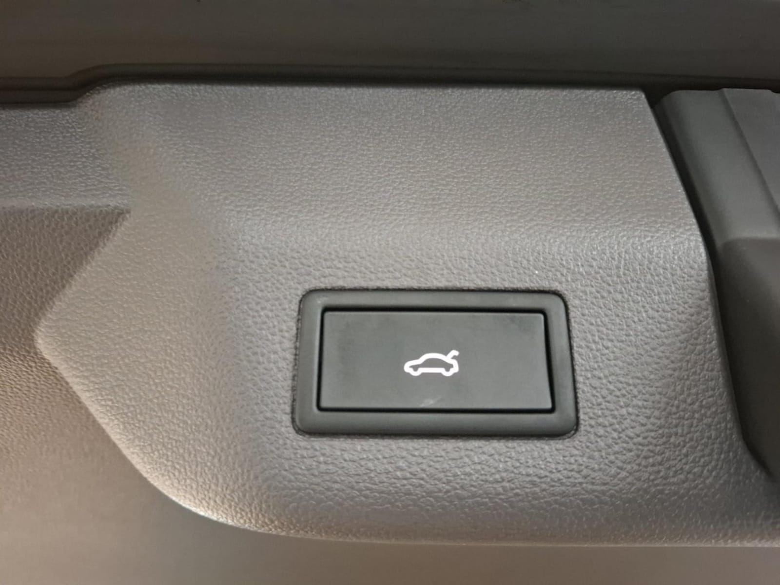 Volkswagen Multivan Langversion – Bild 15
