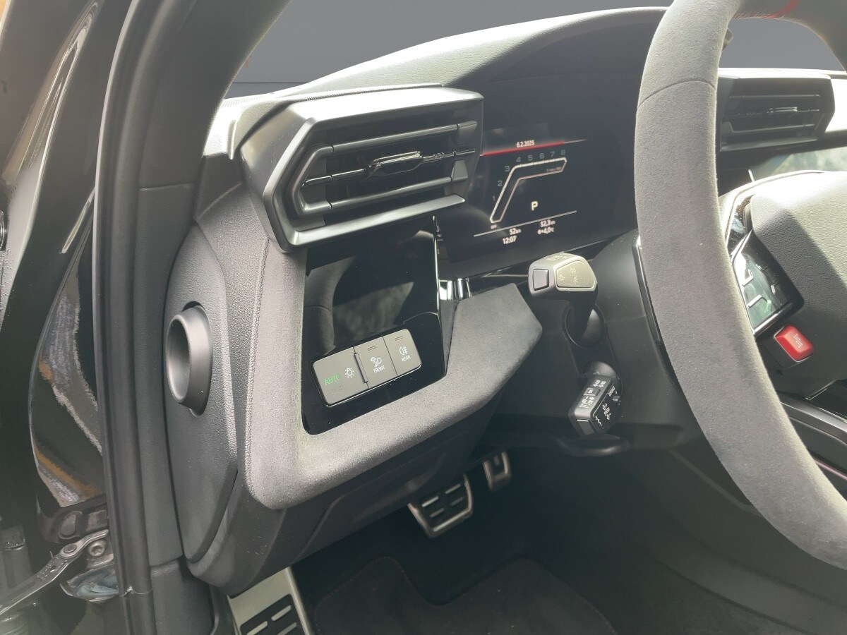Image about Audi RS 3 Sportback TFSI quattro S tronic