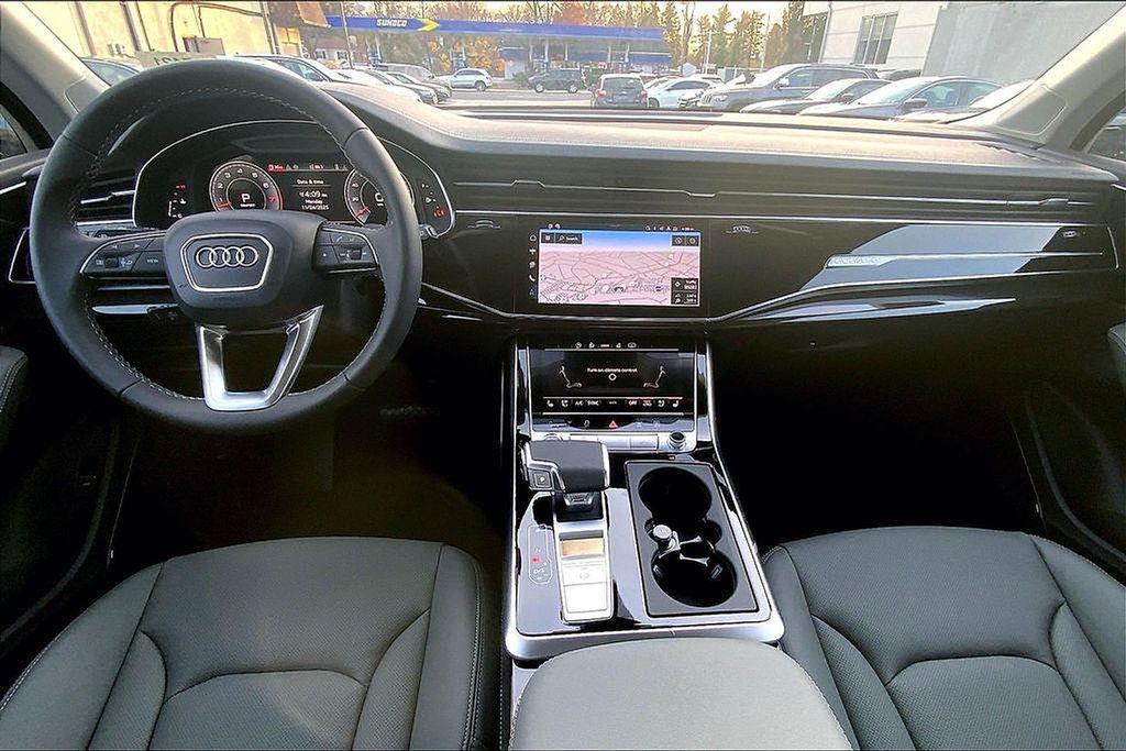 2026 Audi Q7 Premium Plus - Photo 5