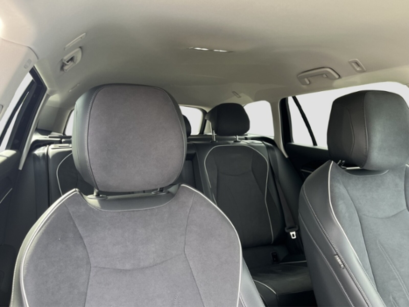 Volkswagen Passat – Bild 21